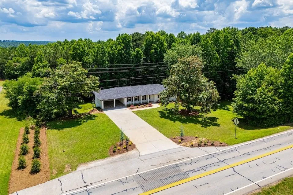 2932 US Highway 27 Buchanan, GA 30113