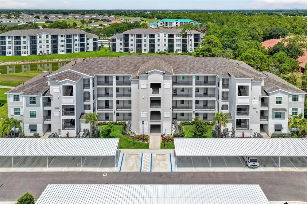 18461 COPPERHEAD COURT #422 Lehigh Acres, FL 33936