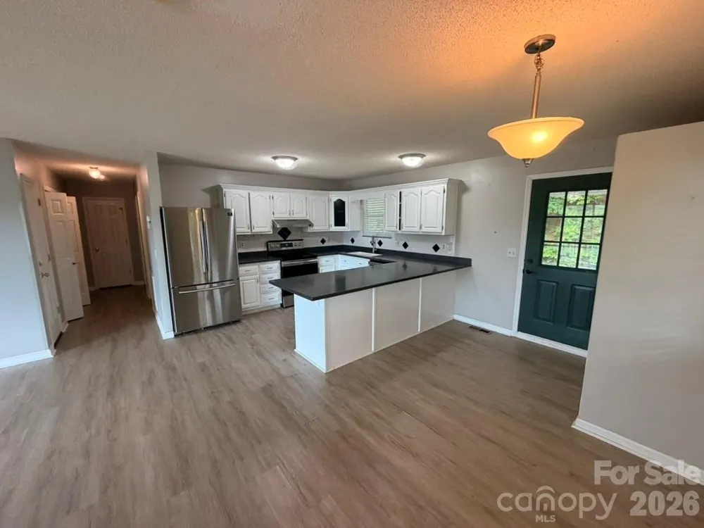 281 Cherrywood Circle Hayesville, NC 28904
