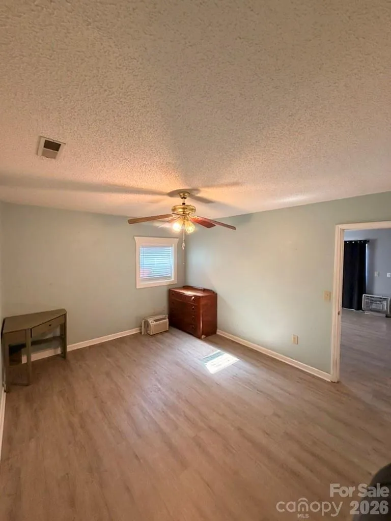 281 Cherrywood Circle Hayesville, NC 28904