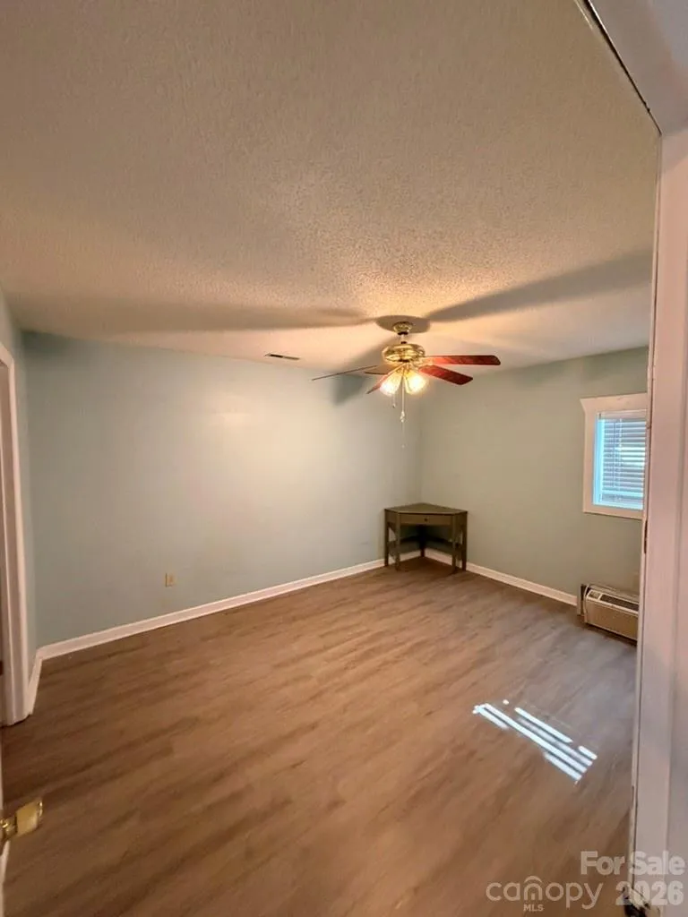 281 Cherrywood Circle Hayesville, NC 28904