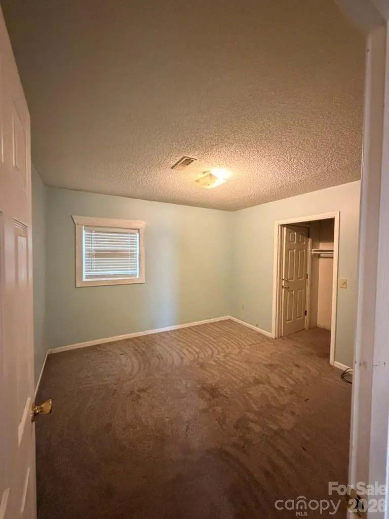 281 Cherrywood Circle Hayesville, NC 28904