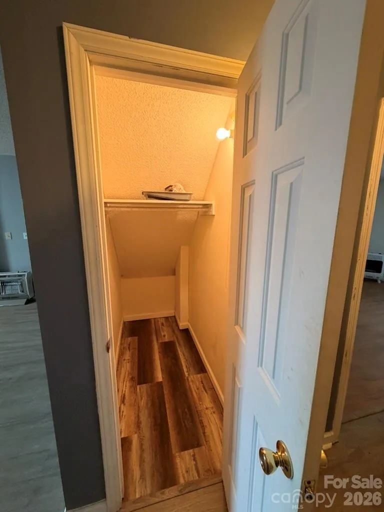 281 Cherrywood Circle Hayesville, NC 28904
