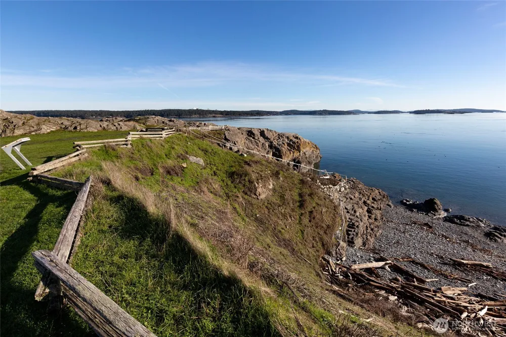206 Island Drive Friday Harbor, WA 98250