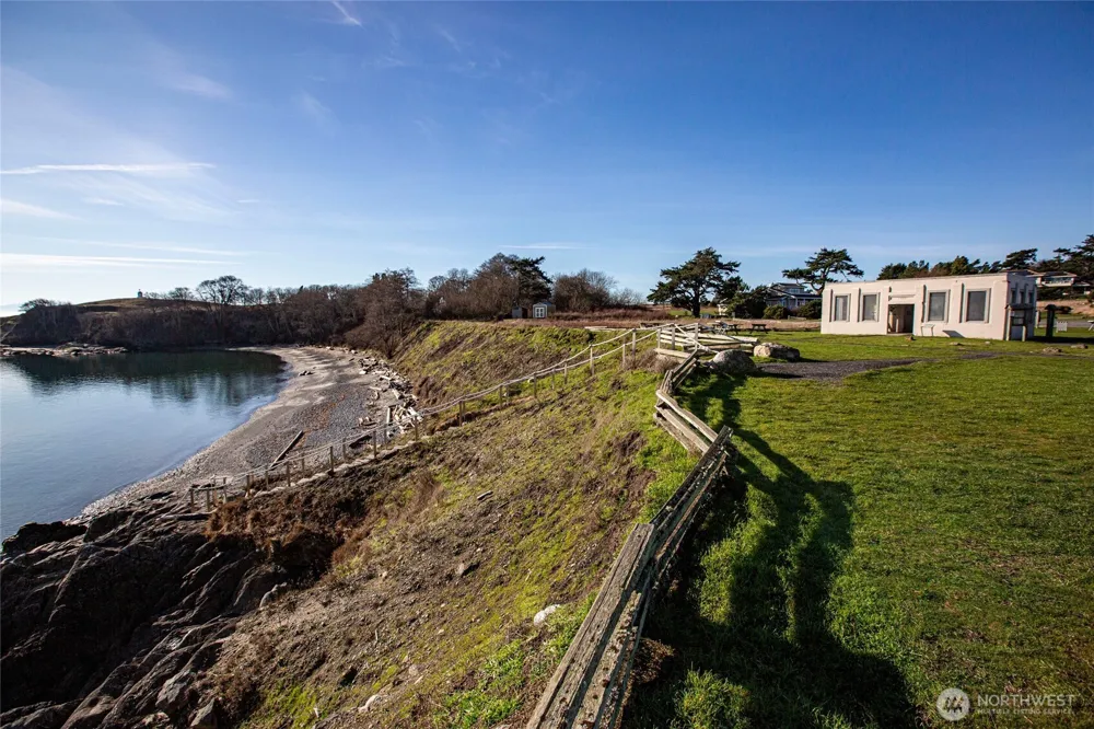 206 Island Drive Friday Harbor, WA 98250
