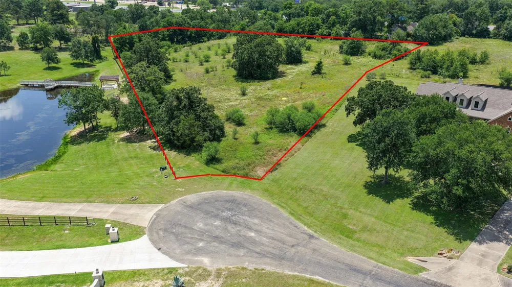 3133 Rolling Ridge Lane Brenham, TX 77833