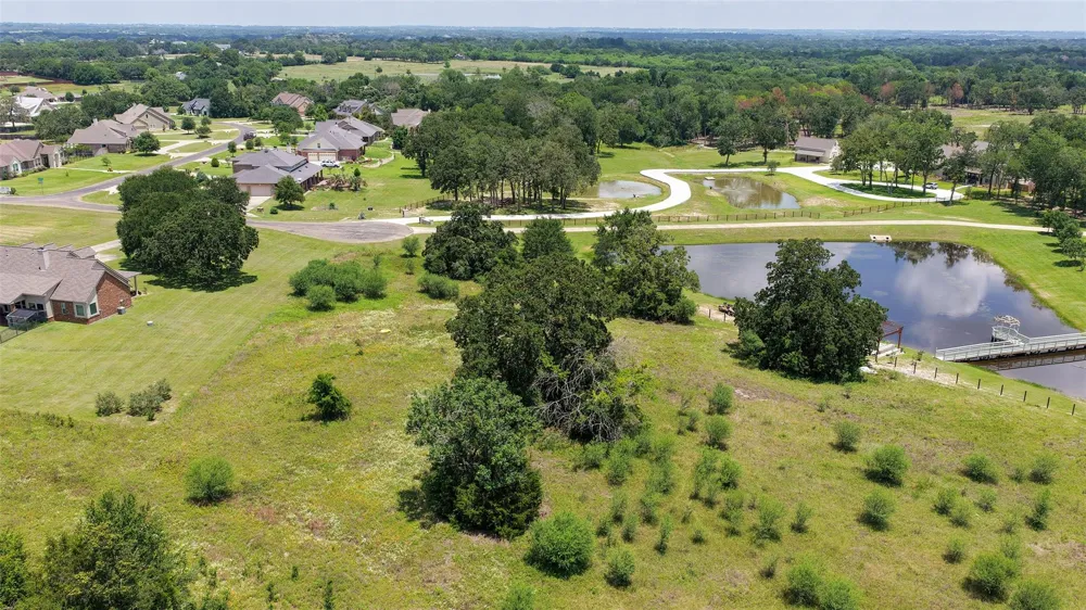 3133 Rolling Ridge Lane Brenham, TX 77833