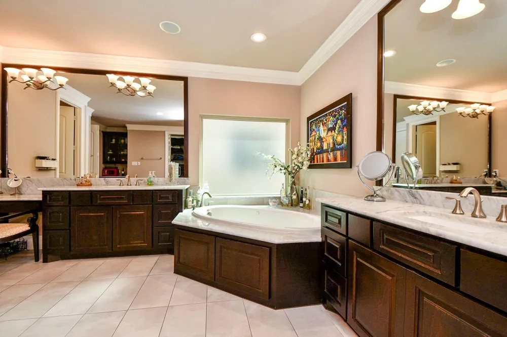 618 Yellow Tulip Trail Houston, TX 77079
