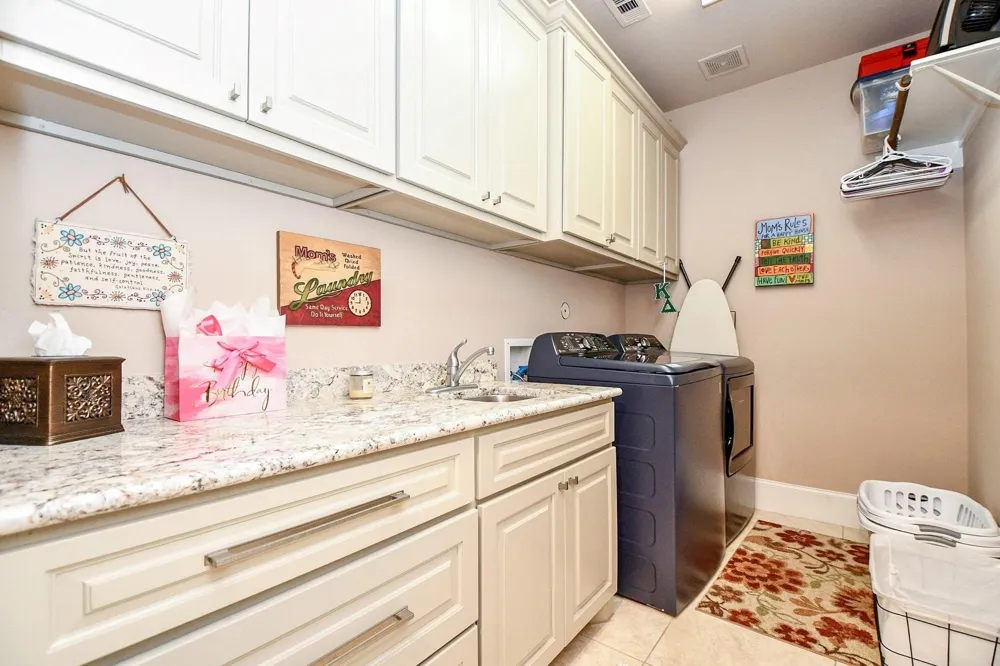 618 Yellow Tulip Trail Houston, TX 77079