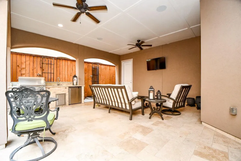 618 Yellow Tulip Trail Houston, TX 77079