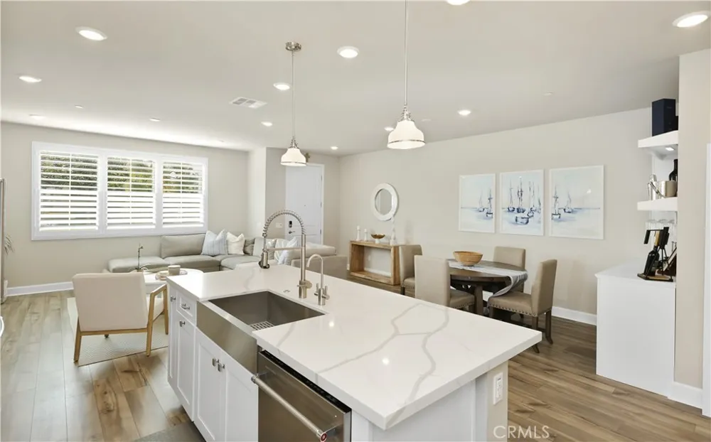 19239 Tideline Court Huntington Beach, CA 92648