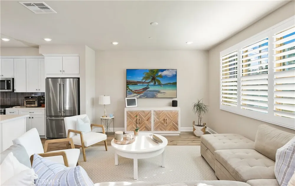 19239 Tideline Court Huntington Beach, CA 92648