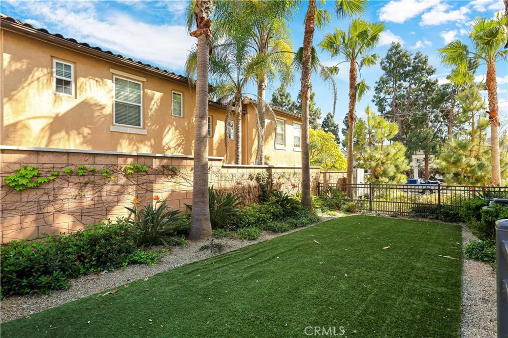 19239 Tideline Court Huntington Beach, CA 92648