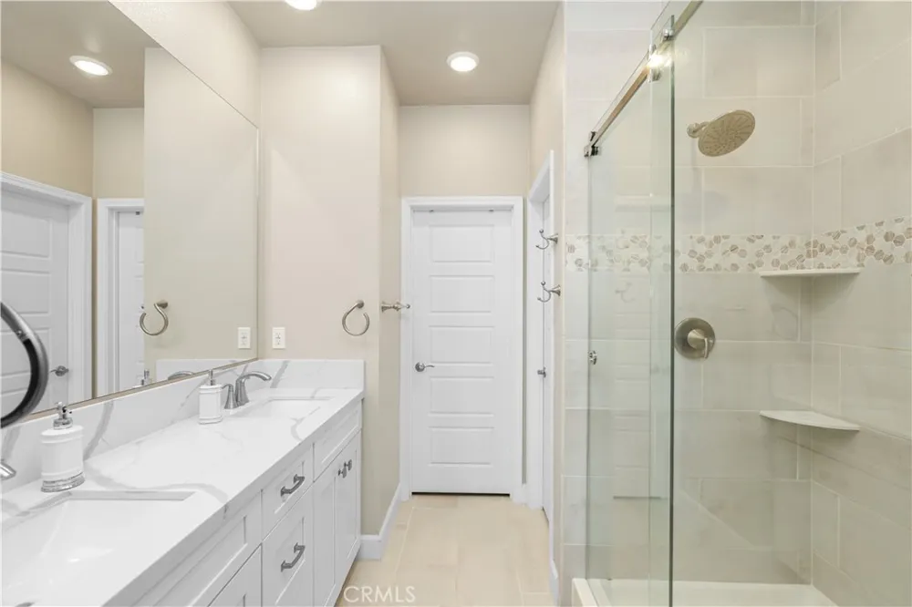 19239 Tideline Court Huntington Beach, CA 92648