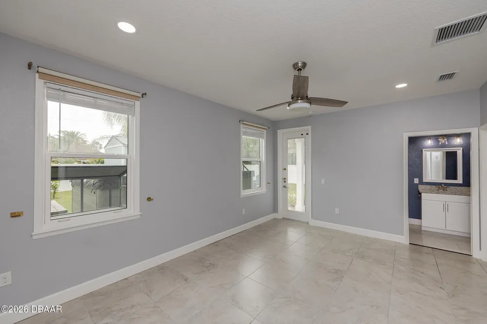 17 Rockwell Lane Palm Coast, FL 32164