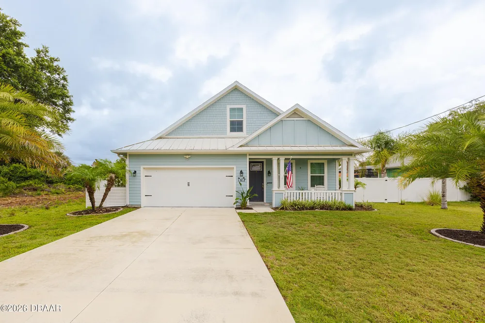 17 Rockwell Lane Palm Coast, FL 32164