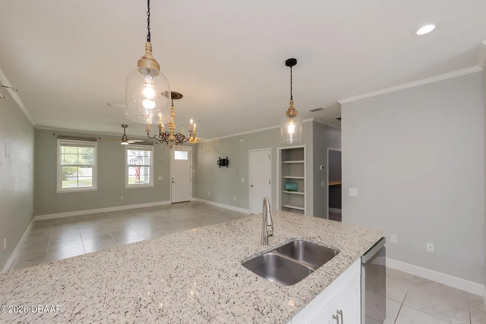 17 Rockwell Lane Palm Coast, FL 32164