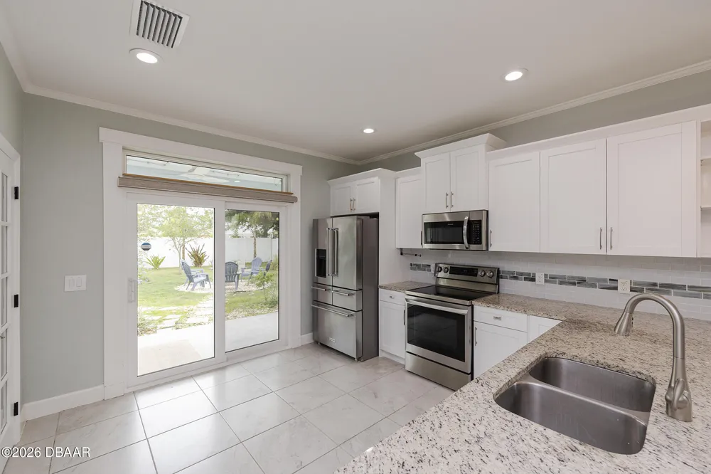 17 Rockwell Lane Palm Coast, FL 32164