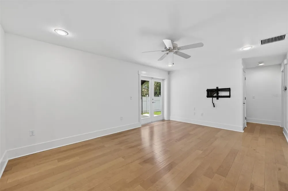 1265 ARLINGTON PL Winter Park, FL 32789