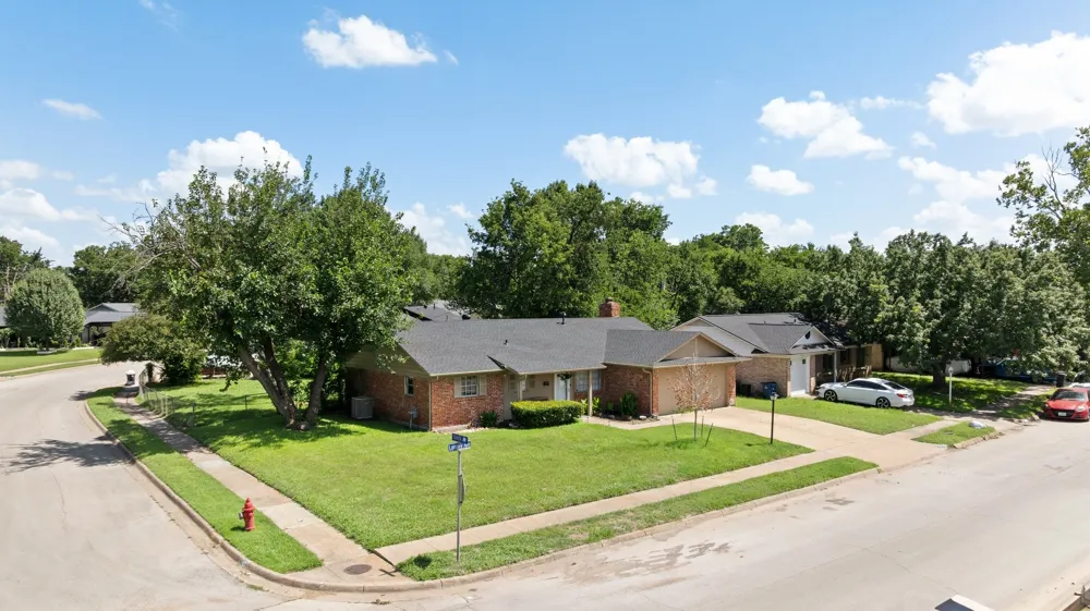 401 Langley Avenue Everman, TX 76140