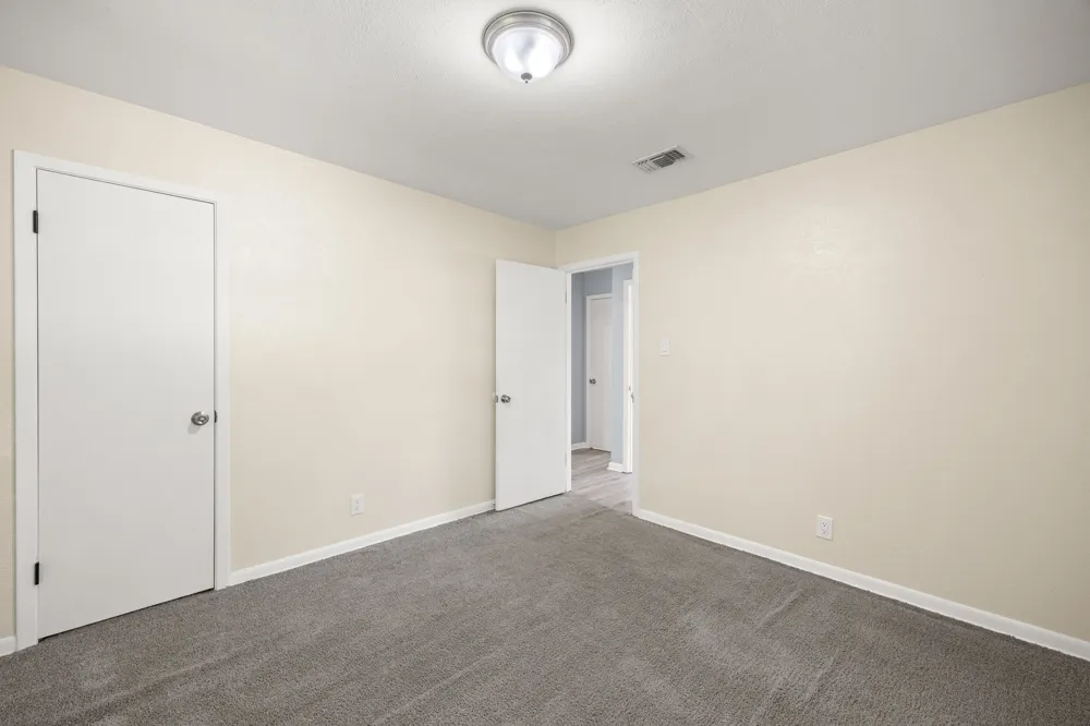 401 Langley Avenue Everman, TX 76140