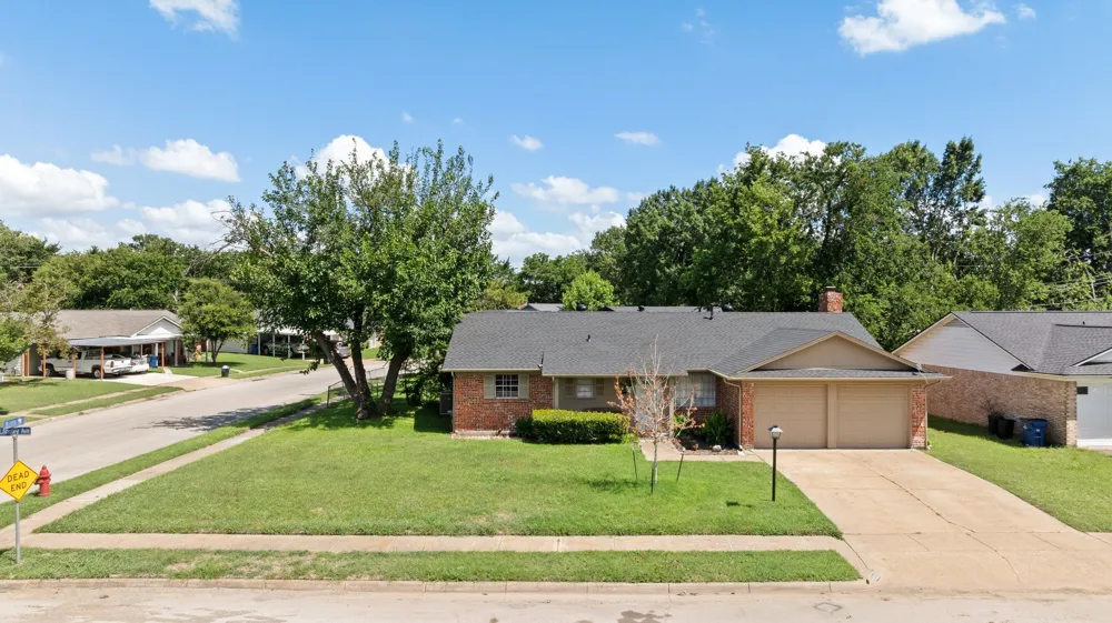 401 Langley Avenue Everman, TX 76140