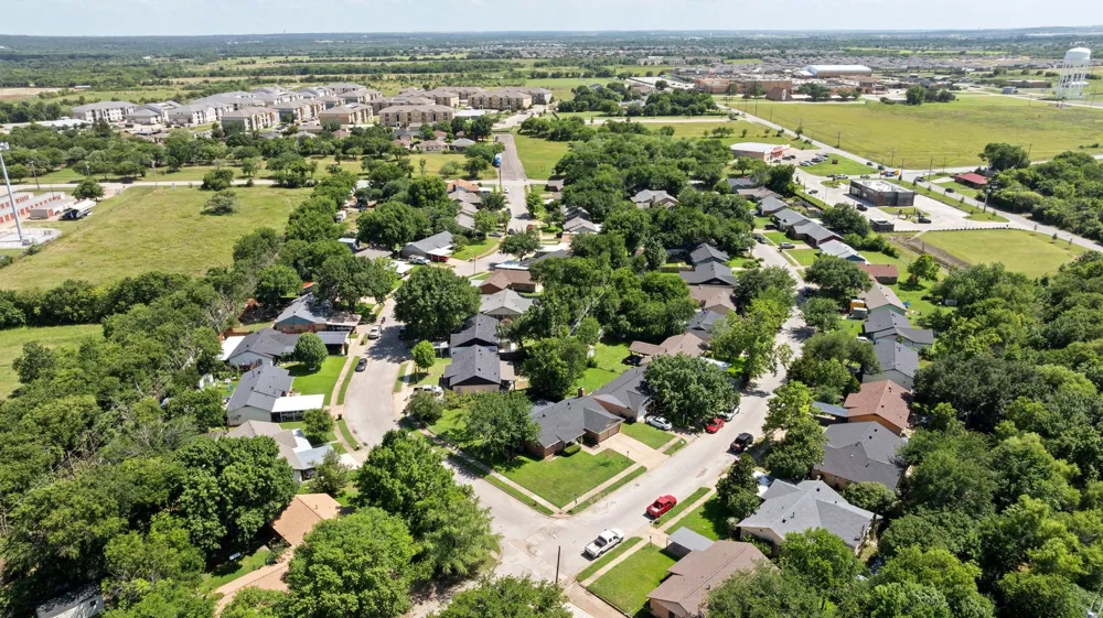 401 Langley Avenue Everman, TX 76140