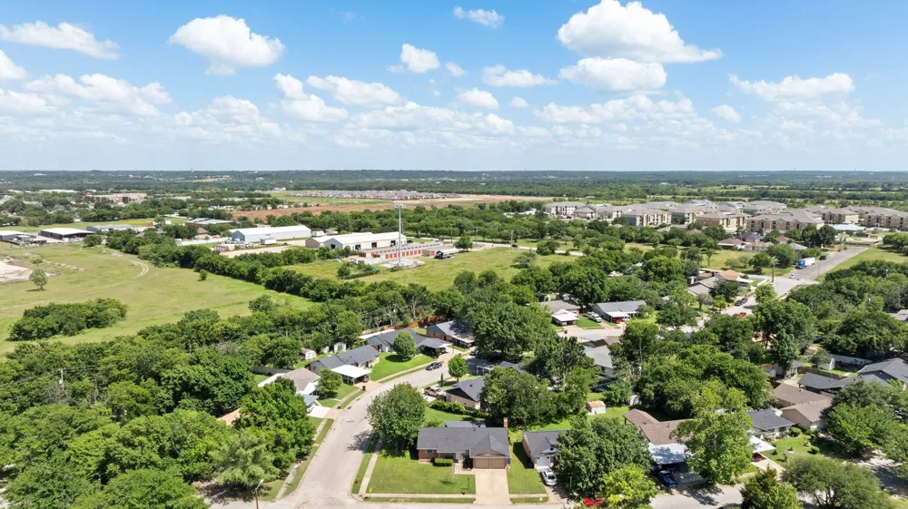 401 Langley Avenue Everman, TX 76140