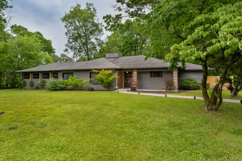 4020 Wade Drive