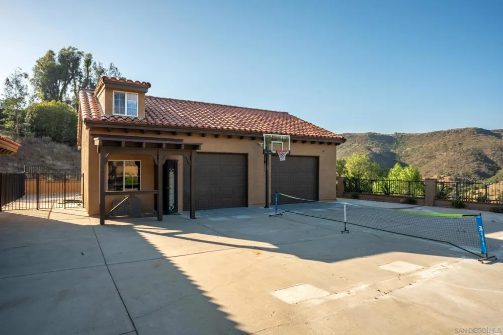 24922 Terreno Drive Temecula, CA 92590