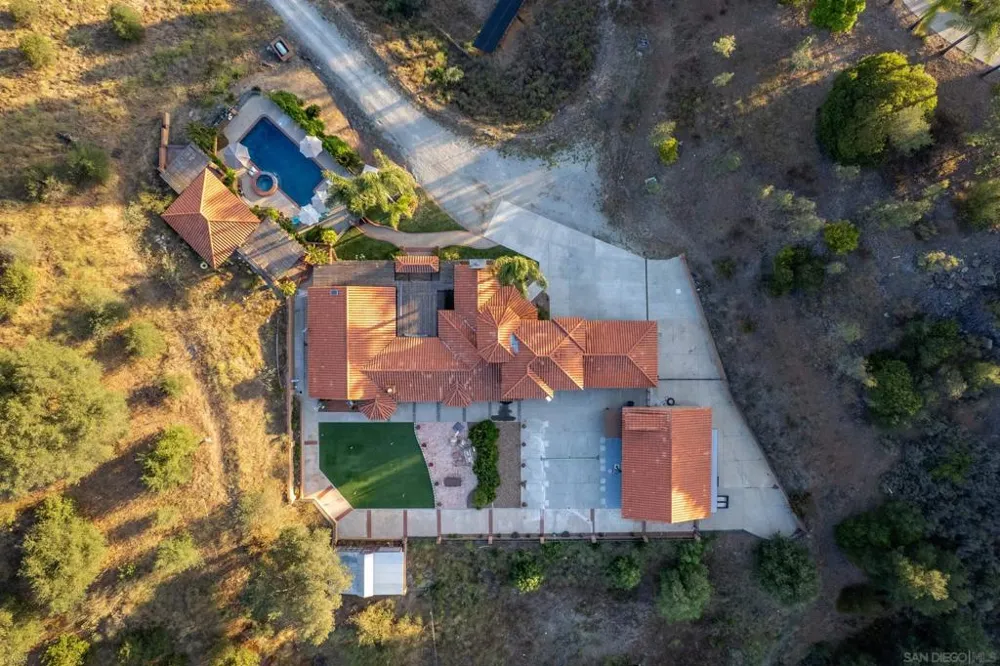 24922 Terreno Drive Temecula, CA 92590