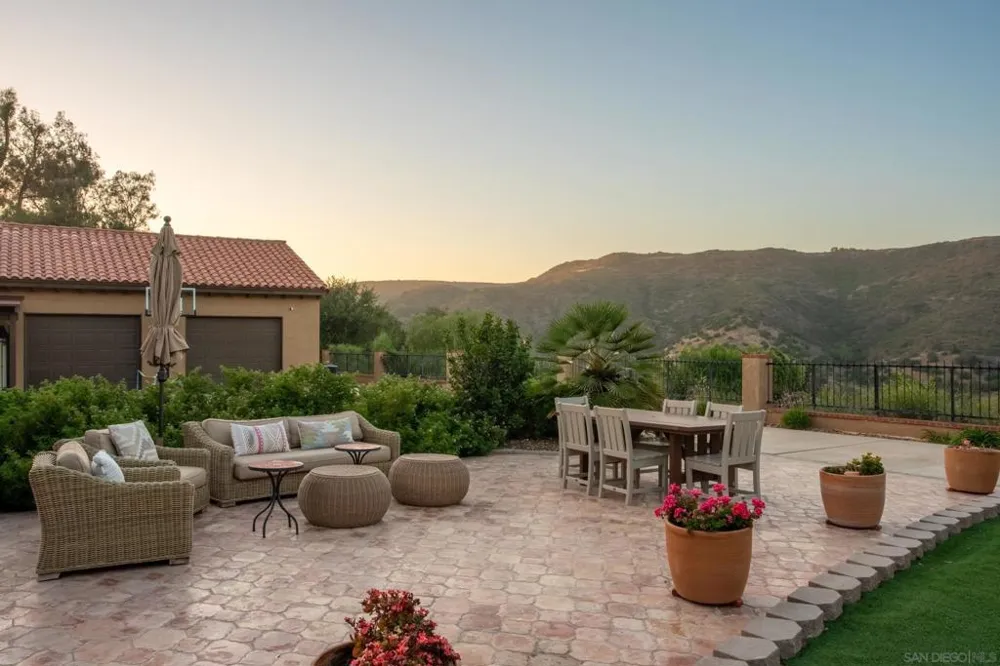 24922 Terreno Drive Temecula, CA 92590