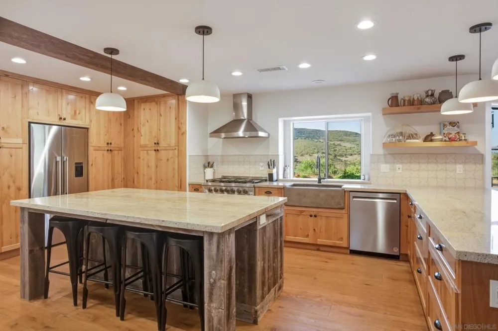 24922 Terreno Drive Temecula, CA 92590