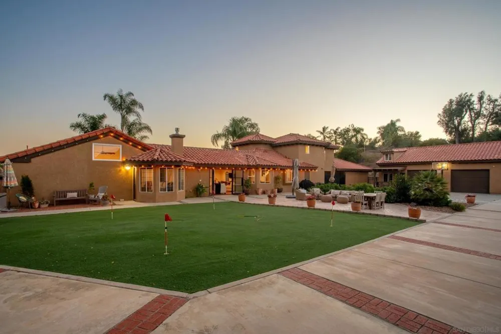 24922 Terreno Drive Temecula, CA 92590