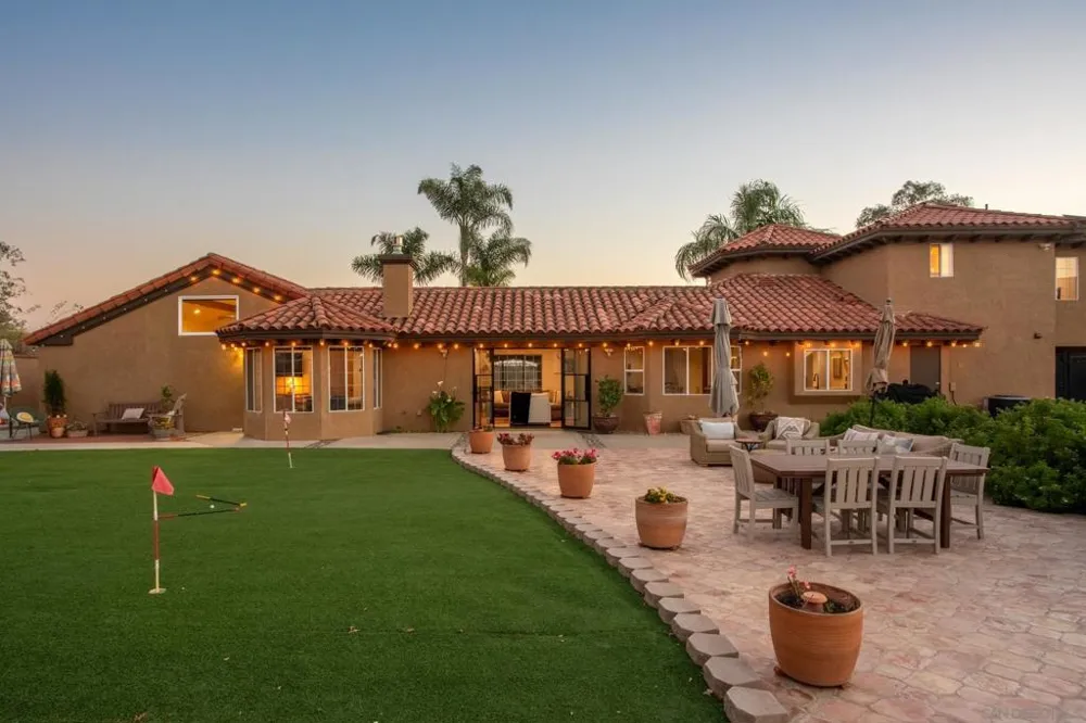 24922 Terreno Drive Temecula, CA 92590