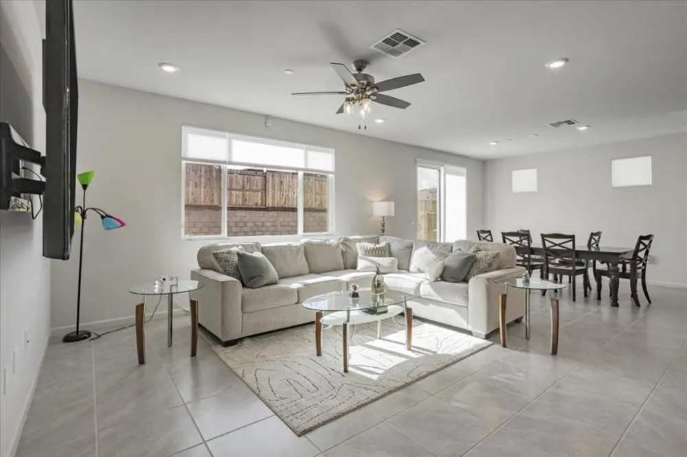 2051 Rosewood Drive Hollister, CA 95023