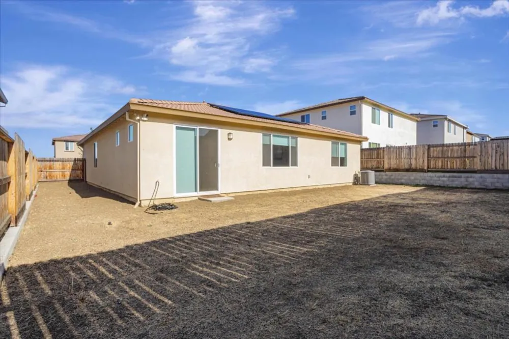 2051 Rosewood Drive Hollister, CA 95023