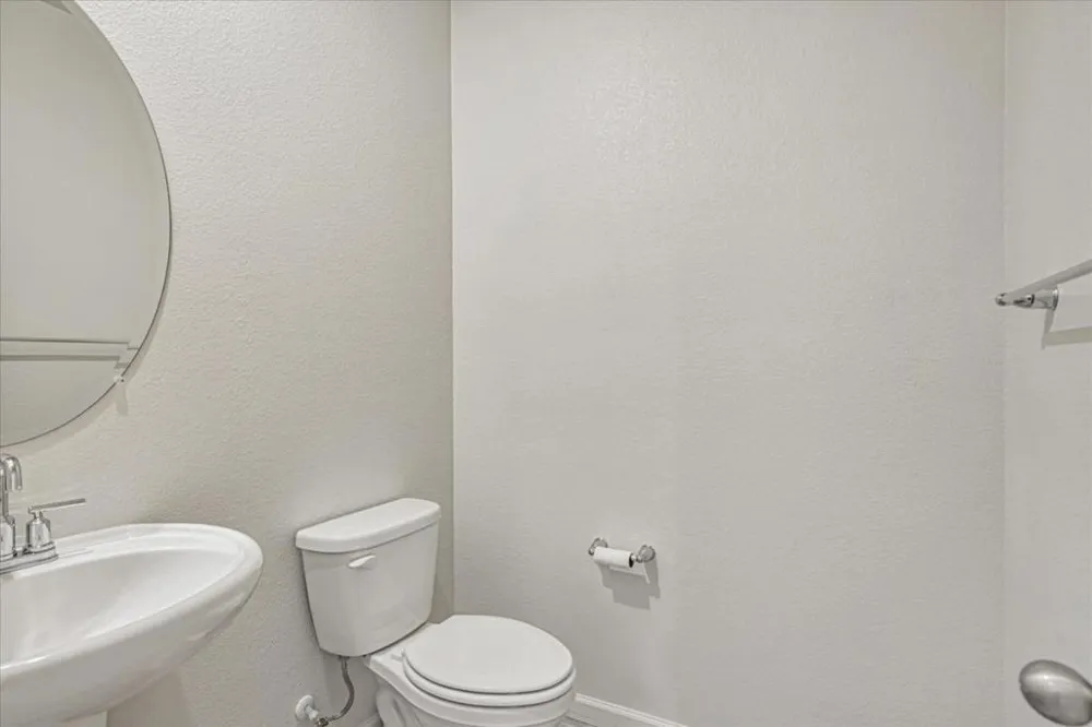 2051 Rosewood Drive Hollister, CA 95023