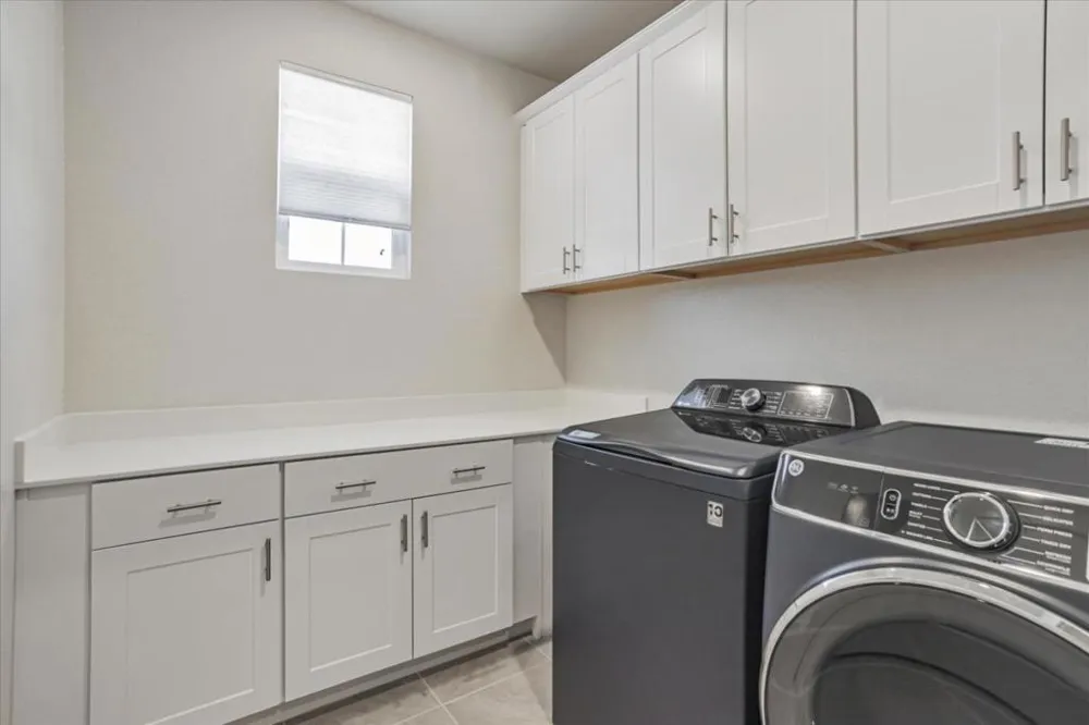 2051 Rosewood Drive Hollister, CA 95023