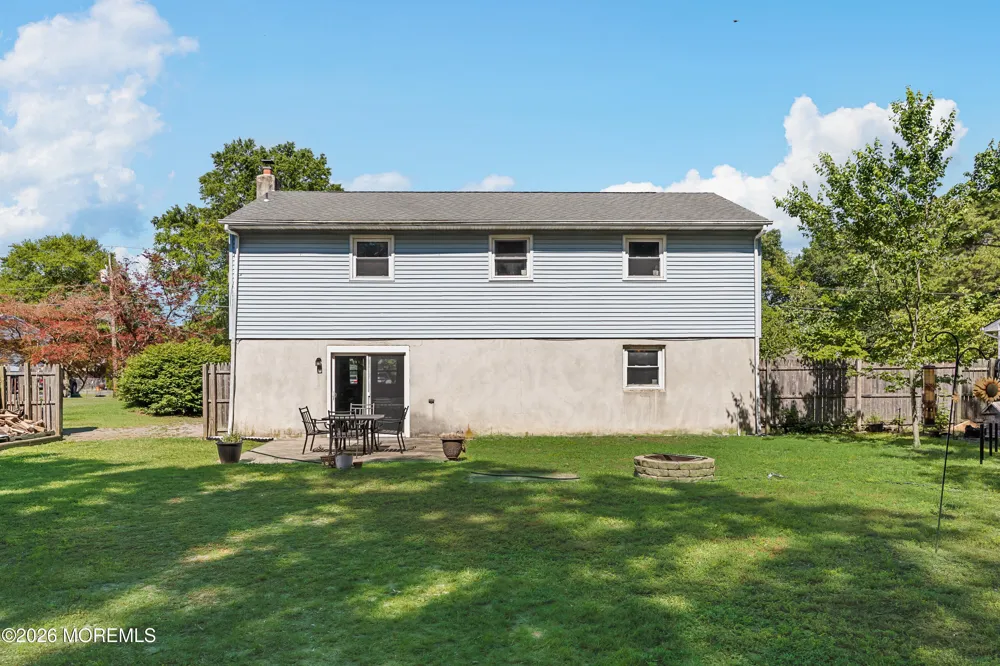 31 W Shore Drive Southampton, NJ 08088