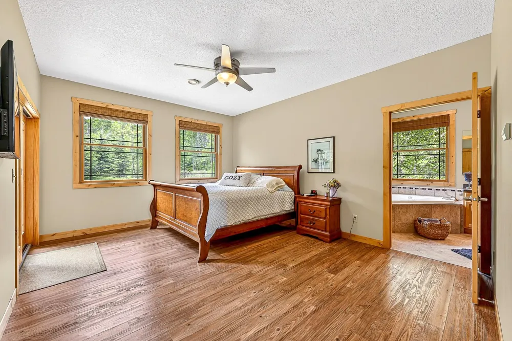 28 Quincy Drive Silver Bay, MN 55614