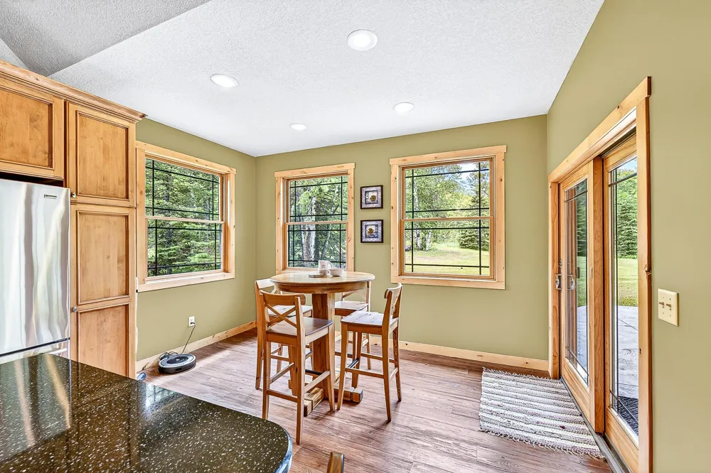 28 Quincy Drive Silver Bay, MN 55614
