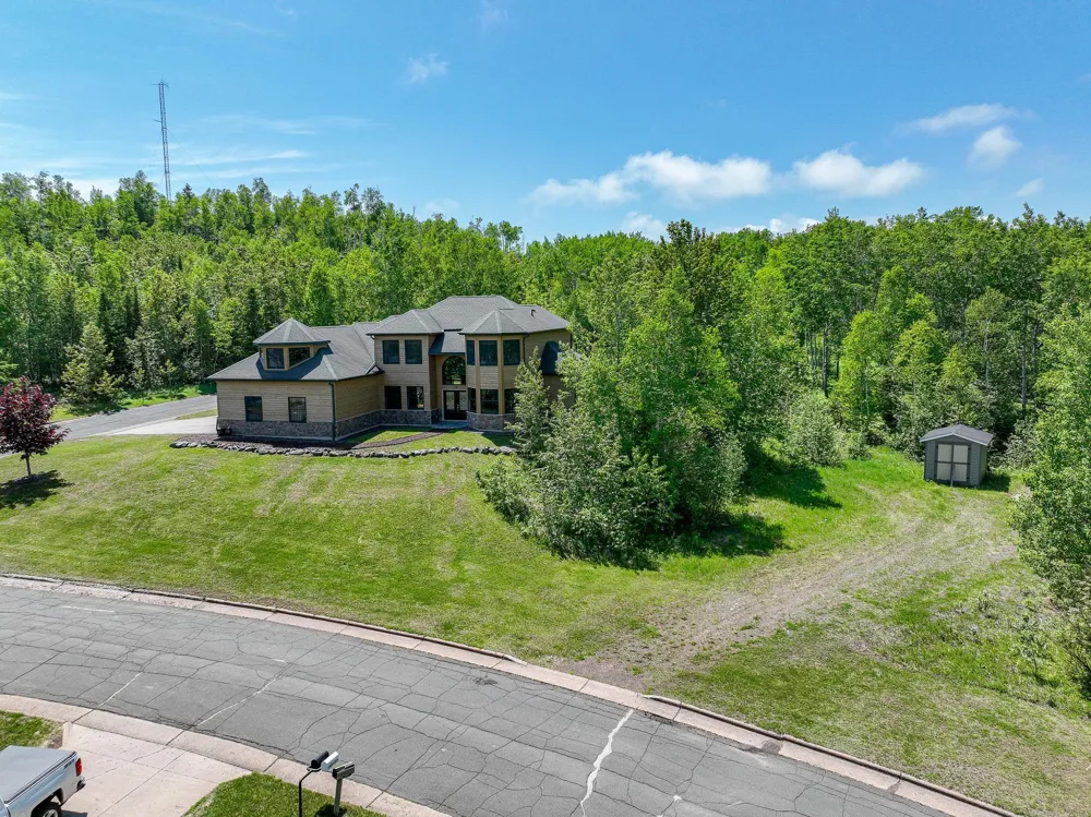 28 Quincy Drive Silver Bay, MN 55614