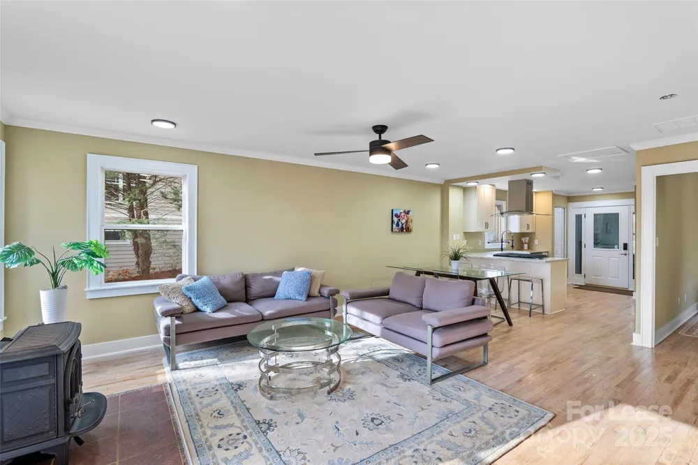 5 Elmore Street Asheville, NC 28804