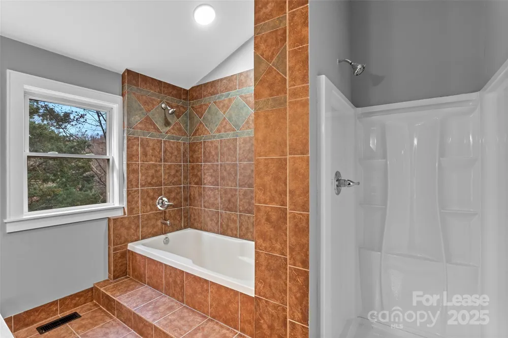 5 Elmore Street Asheville, NC 28804