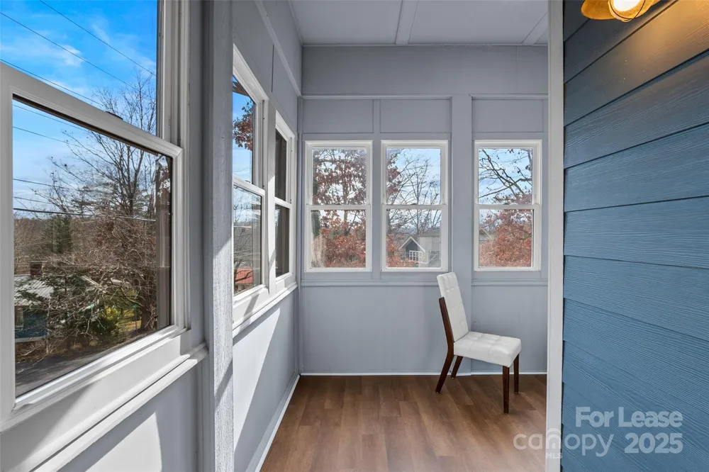 5 Elmore Street Asheville, NC 28804