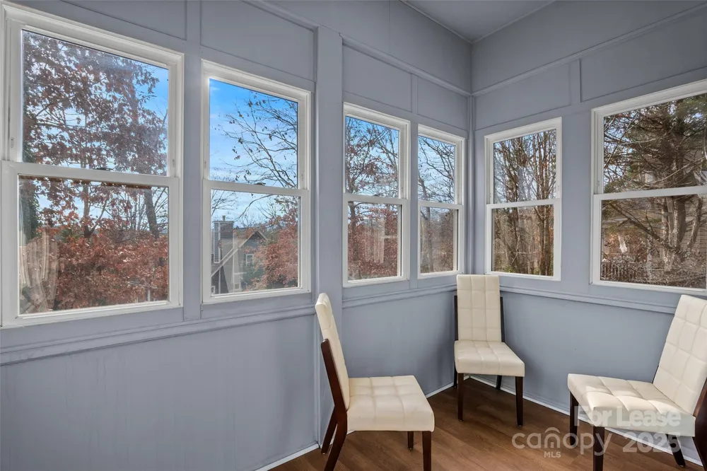5 Elmore Street Asheville, NC 28804