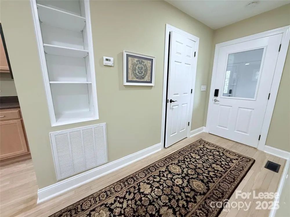 5 Elmore Street Asheville, NC 28804