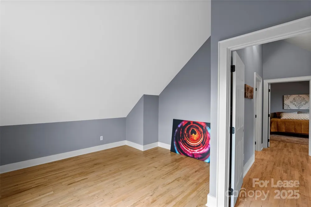 5 Elmore Street Asheville, NC 28804