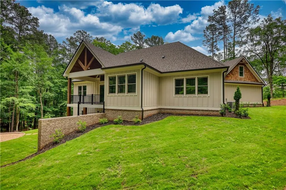 1040 Oak Valley Road Greensboro, GA 30642